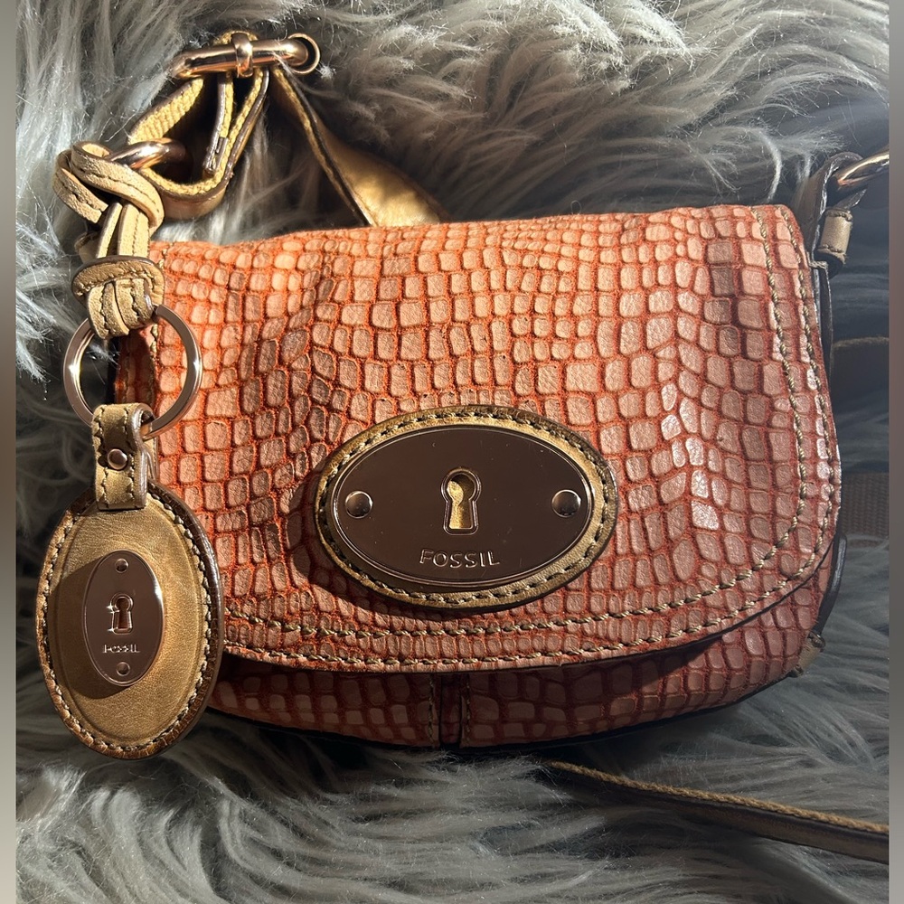 Vintage Fossil Women's Tan and orange  Leather Crossbody Bag Authentic Genuine